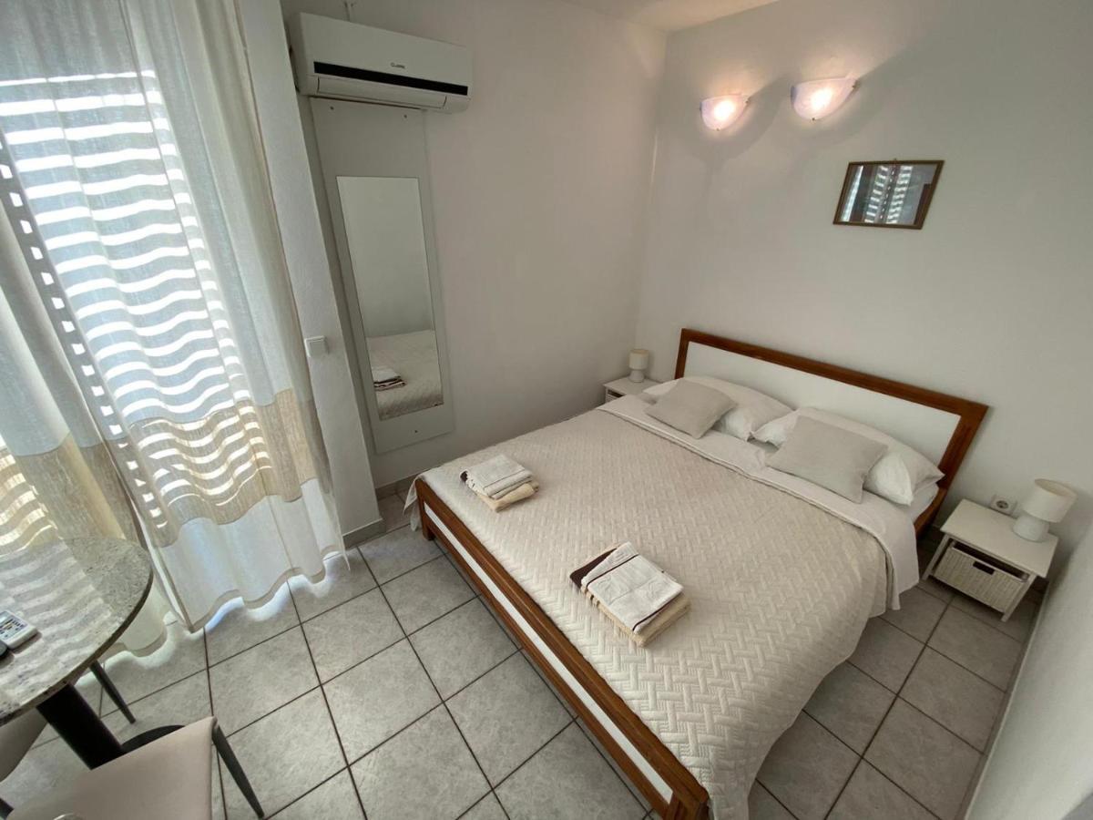 Blue Wave Apartments Turanj Ngoại thất bức ảnh