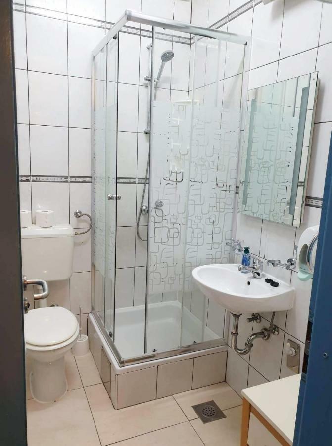 Blue Wave Apartments Turanj Ngoại thất bức ảnh
